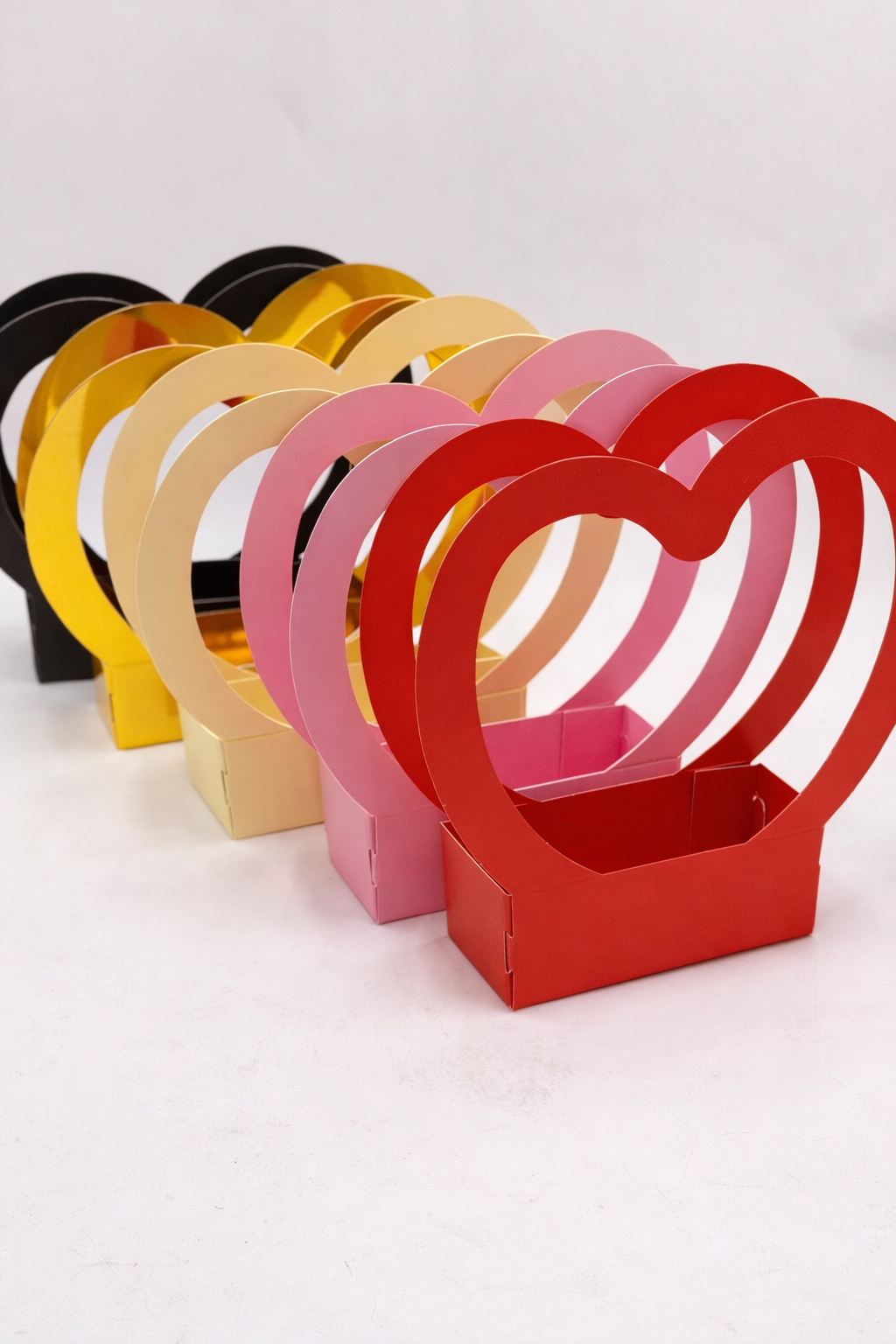 CANASTAS DE CORAZON 10 UNIDADES