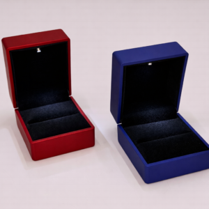 CAJA ANILLO CON LUZ