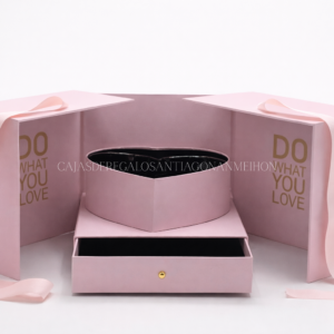 CAJA PREMIUM CUADRADA CORAZON CAJON